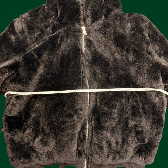 Chelsea Luxe Faux Fur Zip-Up Hoodie Jacket in Black Cozy Streetwear (Size L) - Picture 4 of 7